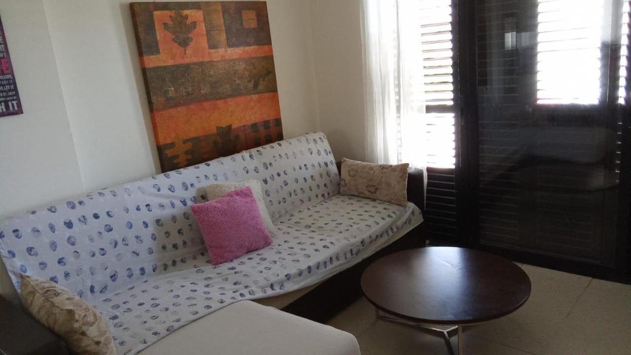 2 Bedroom Apartment In Makenzi Larnaca Buitenkant foto